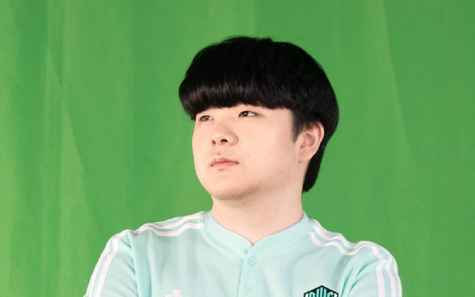 星空体育官网 IG观众热烈欢呼！，科维托娃迎来十五赛季出色发挥气势如虹延续